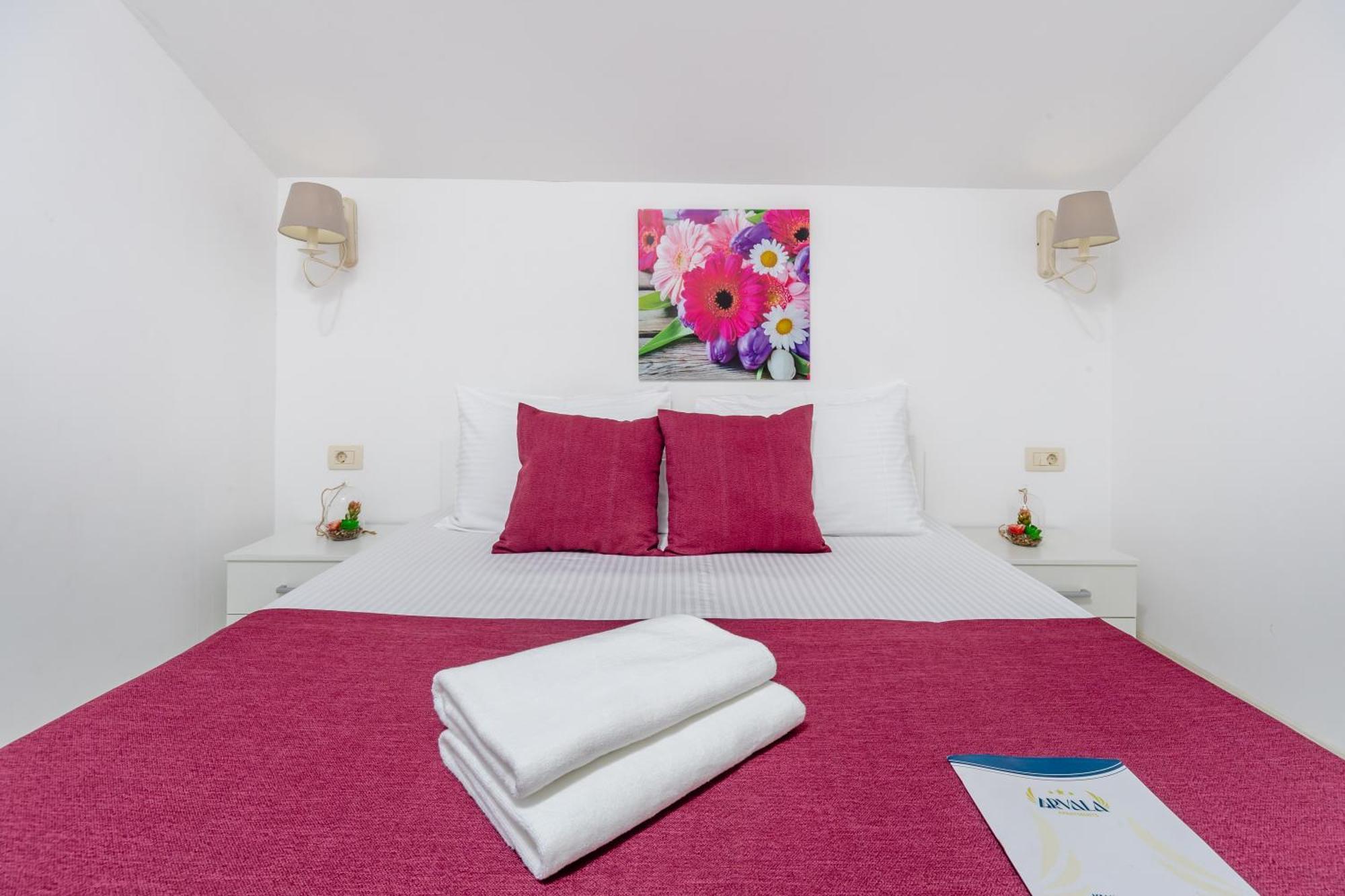Arvala Apartments Будва Экстерьер фото