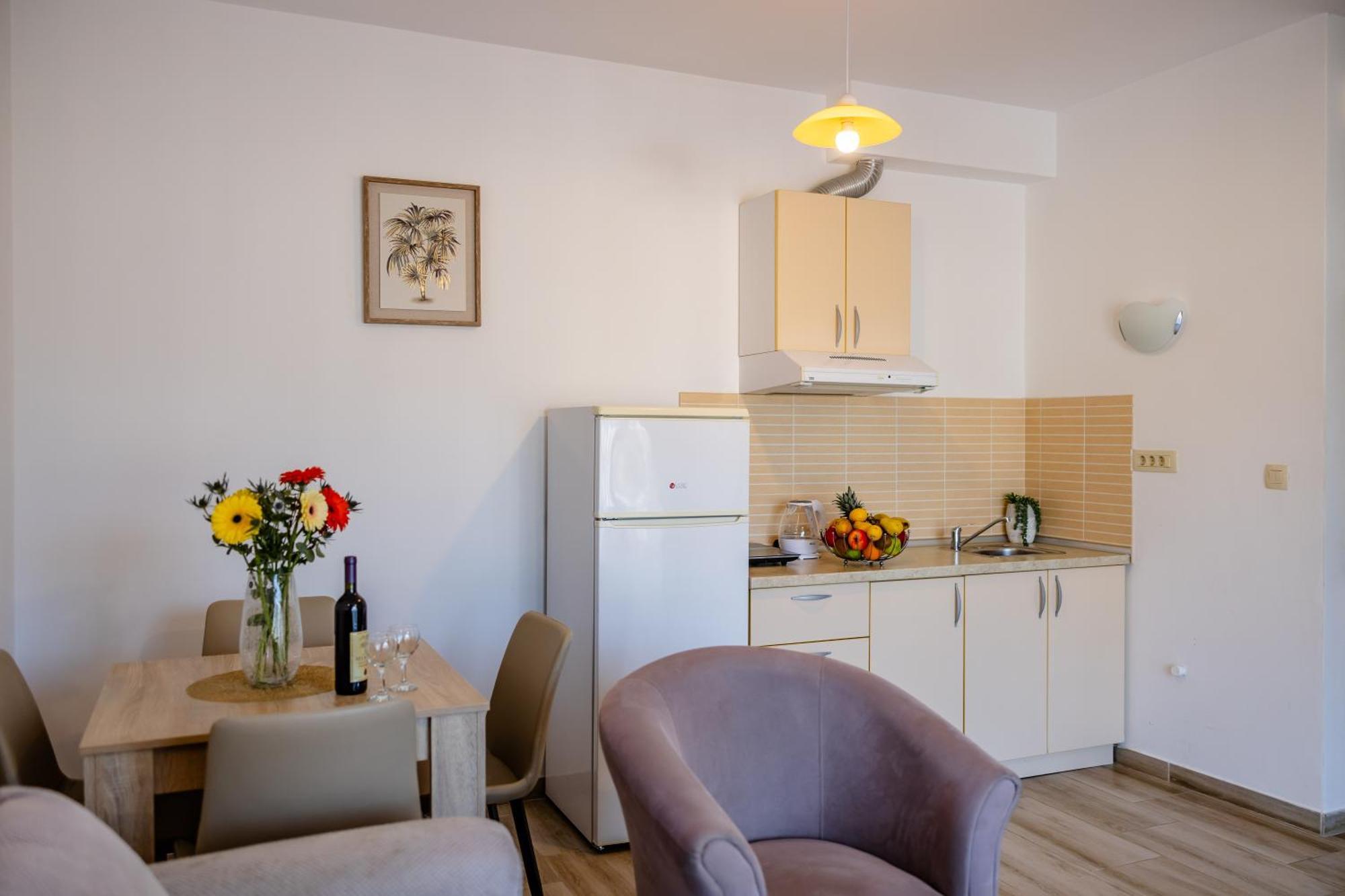 Arvala Apartments Будва Номер фото