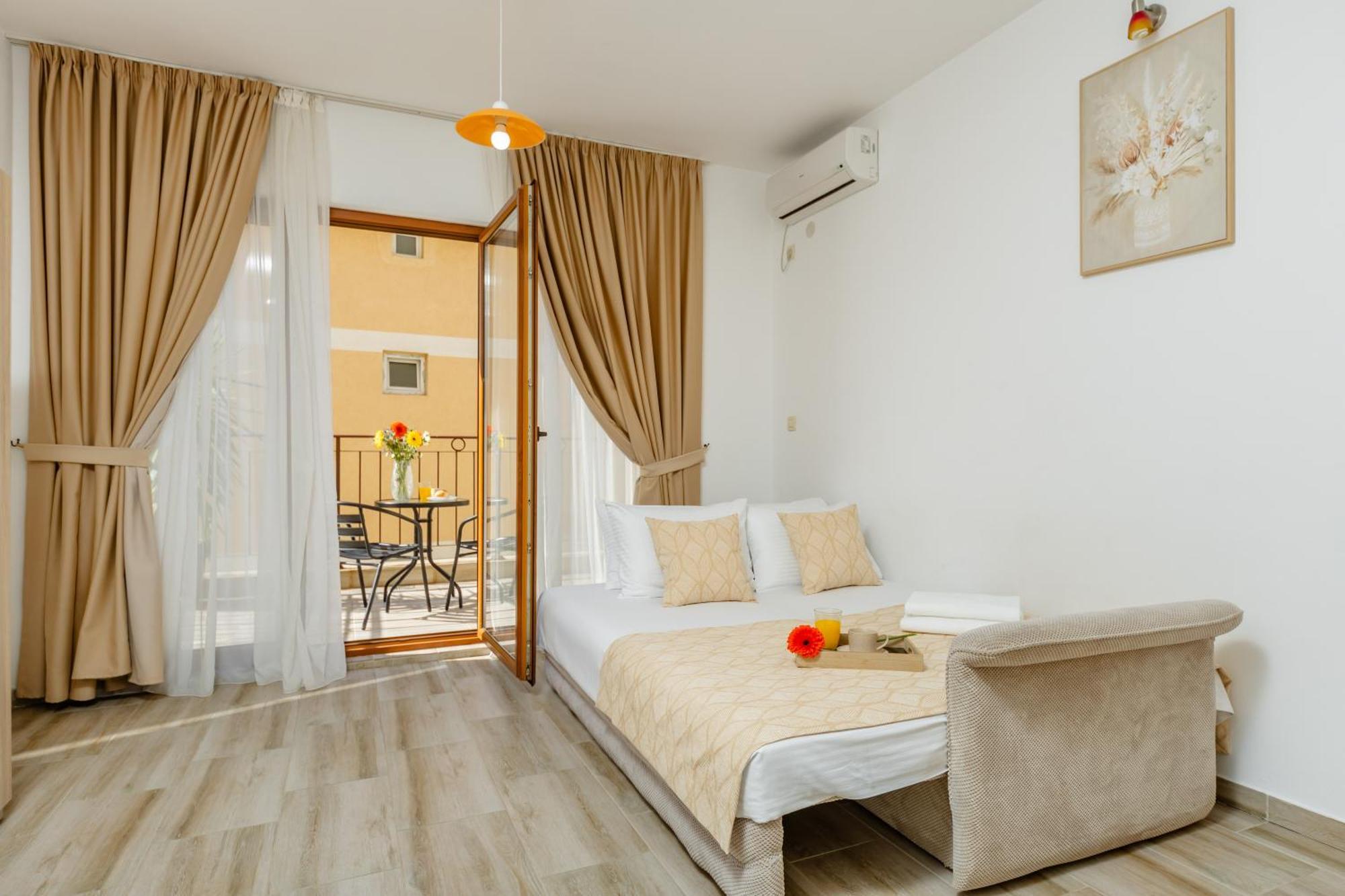 Arvala Apartments Будва Номер фото