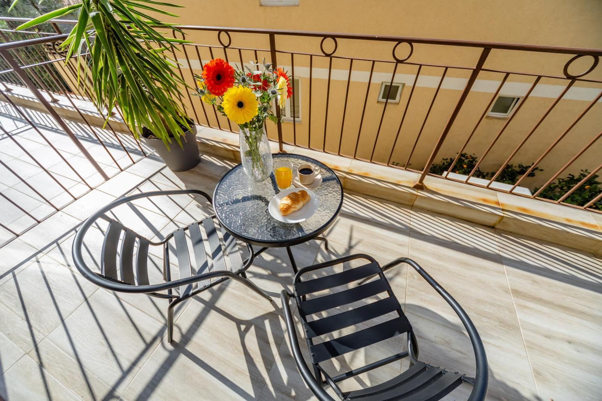 Arvala Apartments Будва Экстерьер фото