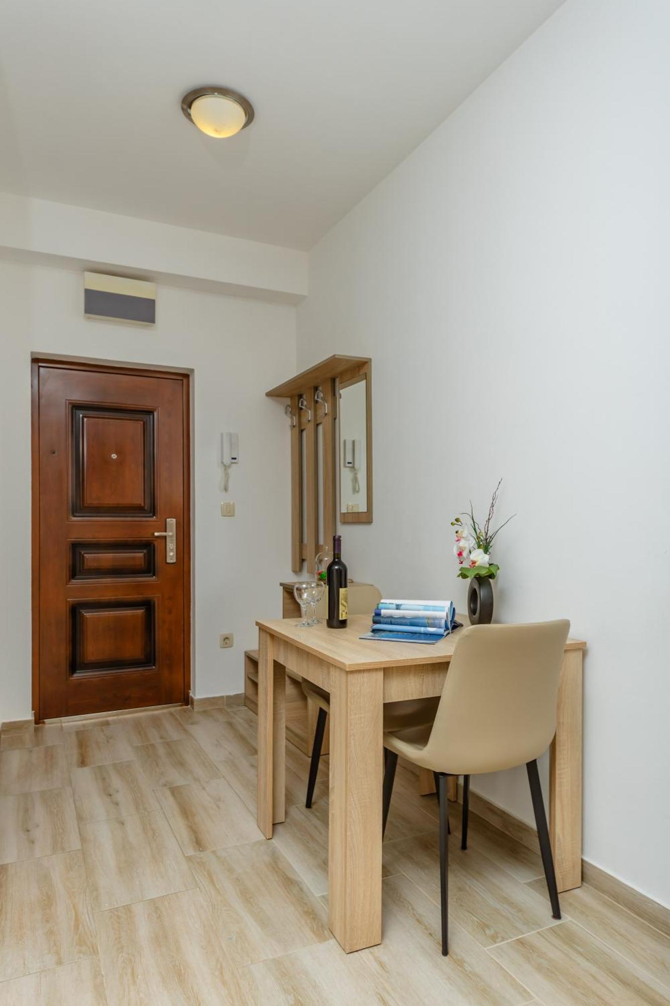 Arvala Apartments Будва Номер фото